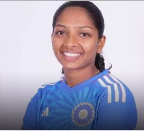 मिन्नू मणि, प्रिया मिश्रा ने नौ विकेट लेकर भारत 'ए' को मजबूत स्थिति में पहुंचाया 