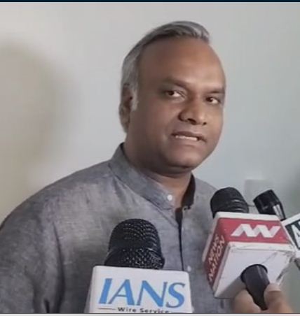 प्रियांक खड़गे ने कर्नाटक जमीन घोटाले से किया इनकार, लहर सिंह सिरोया पर किया पलटवार 