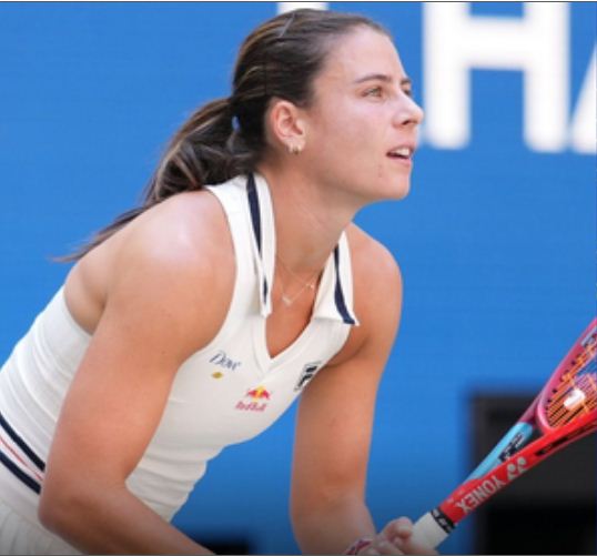 नवारो ने बडोसा को हराकर पहली बार ग्रैंड स्लैम सेमीफाइनल में प्रवेश किया 