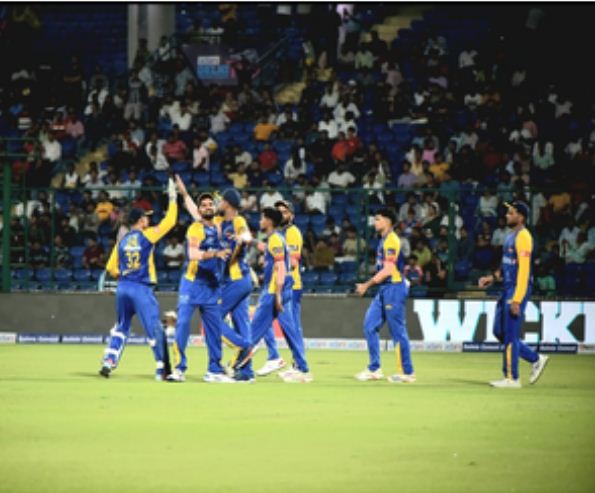 सेमीफाइनल मुकाबले को लेकर बेताब तेज गेंदबाज प्रिंस यादव 