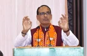 राहुल गांधी हार की हताशा में विदेशों में भारत को बदनाम कर रहे हैं: शिवराज सिंह चौहान