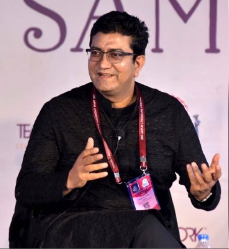 प्रसून जोशी, 'तारे जमीन पर लाने' वाला गीतकार जिसकी कैंची का खौफ बड़े बड़ों को 