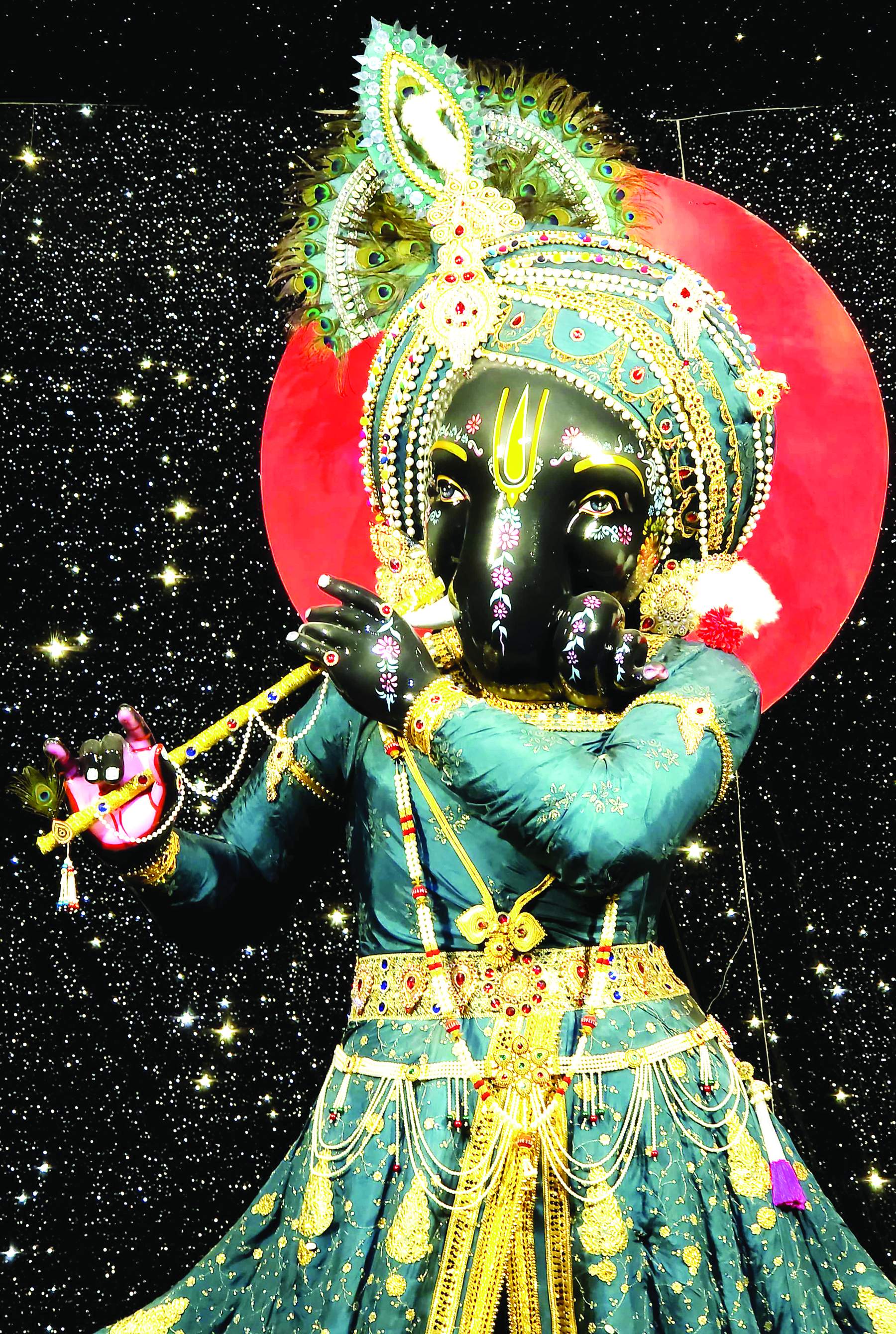 श्री कृष्ण लीला की मनमोहक गणेश झांकी श्री कृष्ण लीला की मनमोहक गणेश झांकी