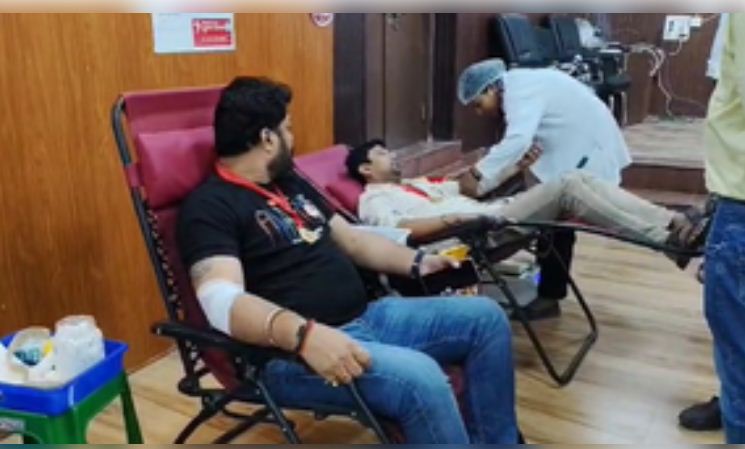 प्रधानमंत्री नरेंद्र मोदी के जन्मदिन पर पटना में रक्तदान शिविर का आयोजन 
