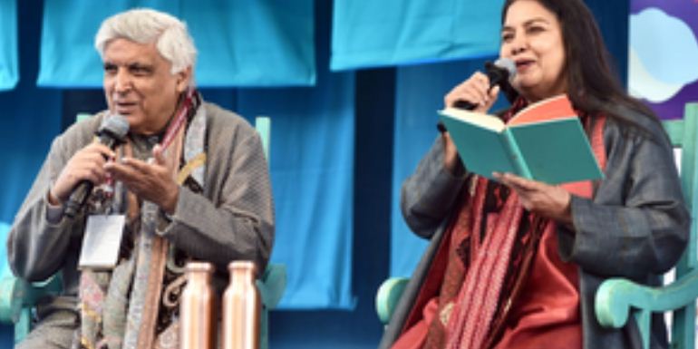 शबाना आज़मी... 'आंखों में नमी हंसी लबों पर' को जीने वाली मशहूर एक्ट्रेस 