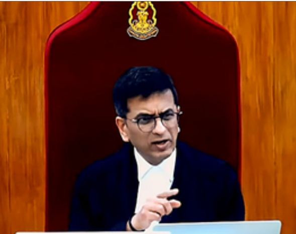 ममता बनर्जी के इस्तीफे की मांग वाले आवेदन पर नाराज हुए सीजेआई, कहा- 'मेरी बात सुनें, वरना मैं आपको कोर्ट से बाहर निकाल दूंगा' 
