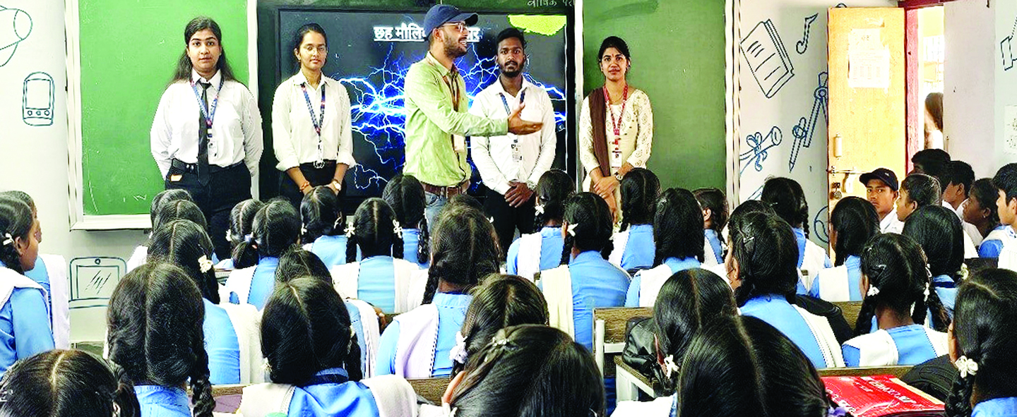 कलिंगा ने मौलिक अधिकारों पर किया जागरूक कलिंगा ने मौलिक अधिकारों पर किया जागरूक