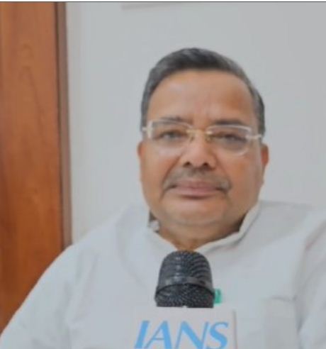 सपा में जो जितना बड़ा अपराधी, वह उतना बड़ा समाजवादी : जयवीर सिंह 