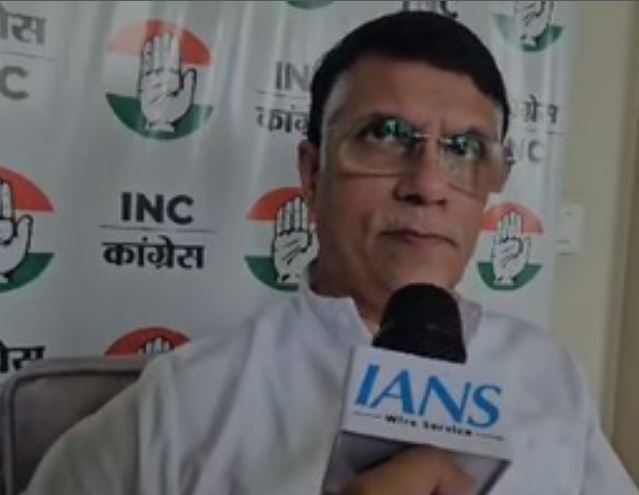 मल्लिकार्जुन खड़गे ने अपने बयान से राष्ट्रभक्ति का परिचय दिया है : पवन खेड़ा 