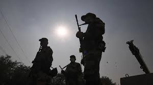 ईरान में बंदूकधारियों ने रिवोल्यूशनरी गार्ड के स्थानीय प्रमुख समेत छह लोगों की हत्या की ईरान में बंदूकधारियों ने रिवोल्यूशनरी गार्ड के स्थानीय प्रमुख समेत छह लोगों की हत्या की