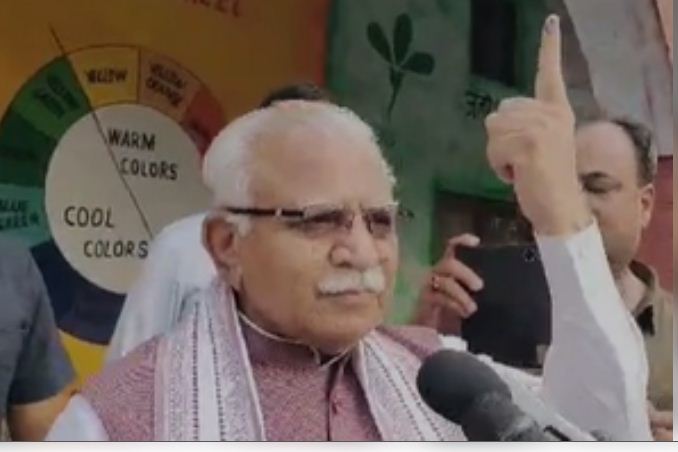 हरियाणा चुनाव : केंद्रीय मंत्री मनोहर लाल ने किया मतदान, सरकार बनाने का किया दावा 