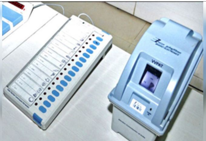 हरियाणा विधानसभा चुनाव : चौधरी रणजीत चौटाला, कविता दलाल, विनेश फोगाट ने किया मतदान 