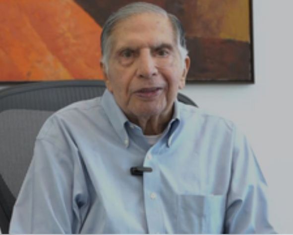 खराब स्वास्थ्य की खबरों को रतन टाटा ने किया खारिज, कहा- मैं ठीक हूं 