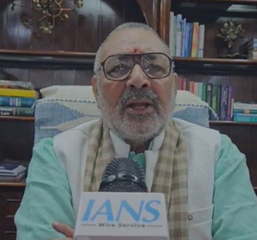 झारखंड में तुरंत एनआरसी लागू करने की जरूरत : गिरिराज सिंह 