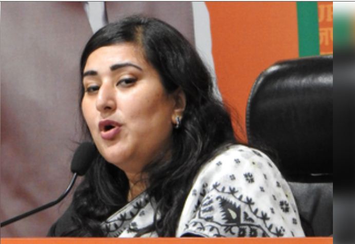 'आप' सरकार केवल प्रचार, प्रसार और भ्रष्टाचार में लिप्त : बांसुरी स्वराज 