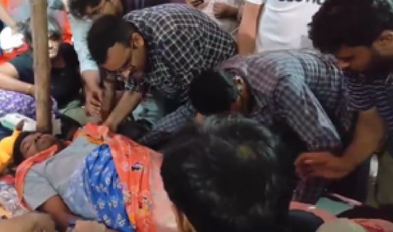 आरजी कर विरोध : जूनियर डॉक्टरों की भूख हड़ताल 12वें दिन भी जारी 