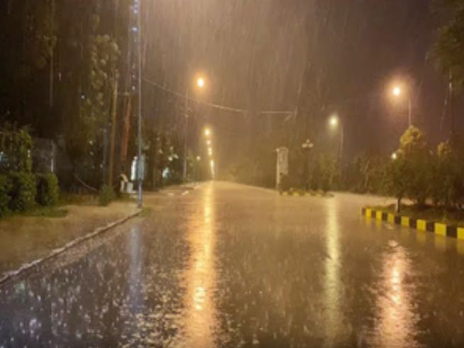 तिरुपति में भारी बारिश से विमान परिचालन प्रभावित 