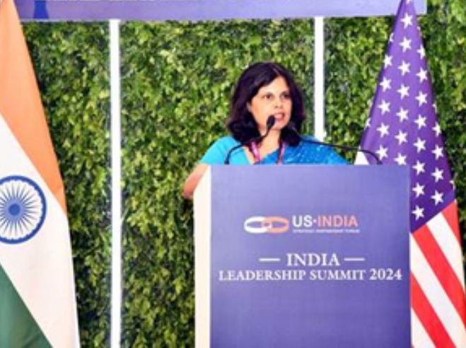 बीते वर्ष दुनिया भर में बांटी गई 400 करोड़ वैक्सीन भारत में हुई निर्मित : स्वास्थ्य सचिव 