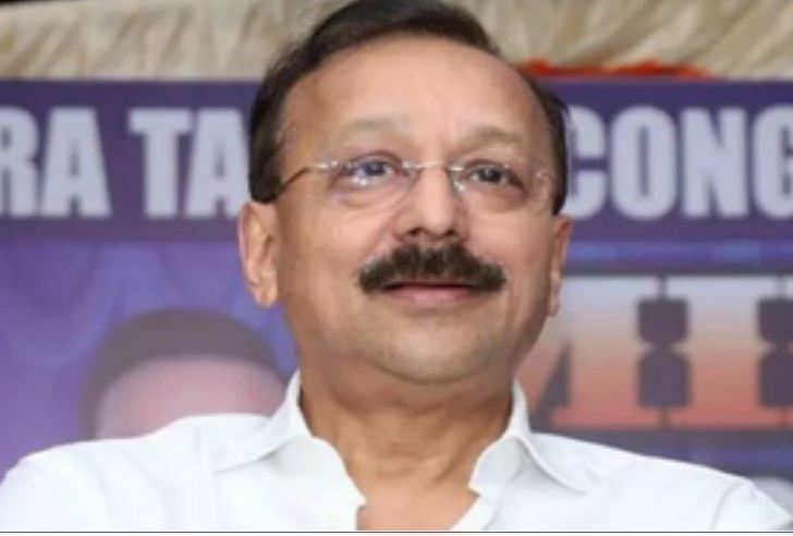 बाबा सिद्दीकी की सुरक्षा में तैनात कांस्टेबल निलंबित, जांच जारी 