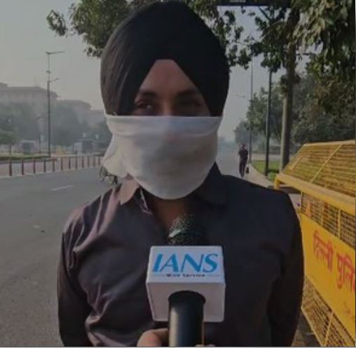 दिल्ली आने पर पर्यटकों को हो रही सांस लेने में तकलीफ, राजधानी में प्रदूषण पर दी प्रतिक्रिया 