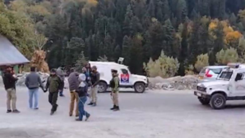 जम्मू-कश्मीर आतंकी हमला : मरने वालों की संख्या बढ़कर 7 हुई 