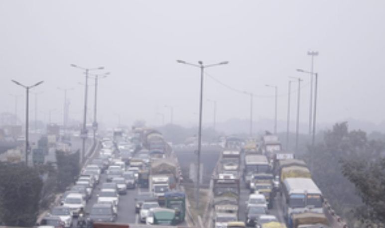 दिल्ली-एनसीआर में आज से लागू किए गए ग्रैप-2 प्रतिबंध, जानें क्या रहेंगी पाबंदियां