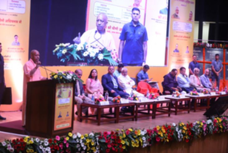 बच्चों से जुड़ी बीमारियों को नजदीक से देखा, आज एडवांस पीडियाट्रिक सेंटर मूर्त रूप ले रहा : सीएम योगी 