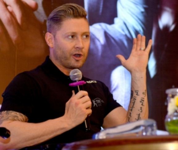 क्लार्क की सलाह: भारत के खिलाफ टेस्ट मैचों के लिए विशेषज्ञ ओपनर चुने ऑस्ट्रेलिया 