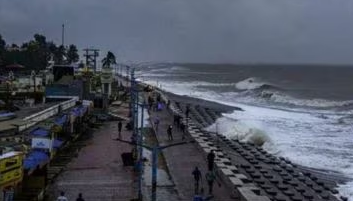 ओडिशा में चक्रवाती तूफान ‘दाना’ के कारण कोई हताहत नहीं : माझी