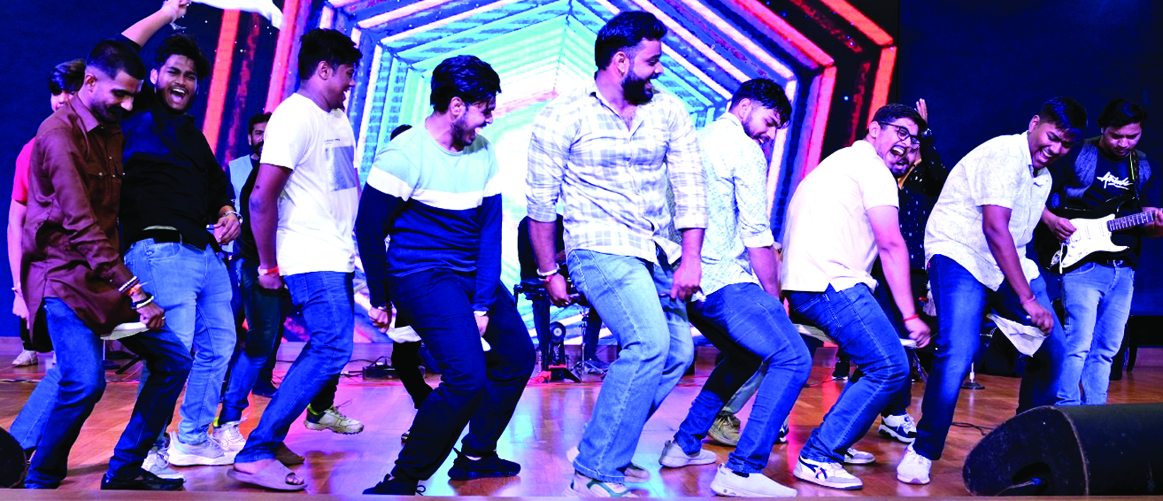 संगीतमयी जुगलबंदी से झूम उठा मैक