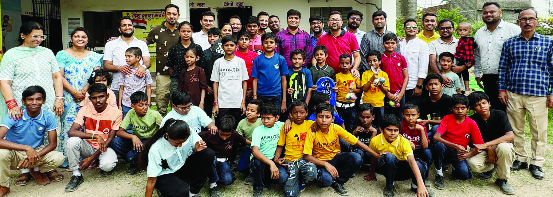 गेम्स, नये कपड़े, मिठाई, भोजन और पटाखों से मूक बधिर बच्चों की दीपावली बनी खास 