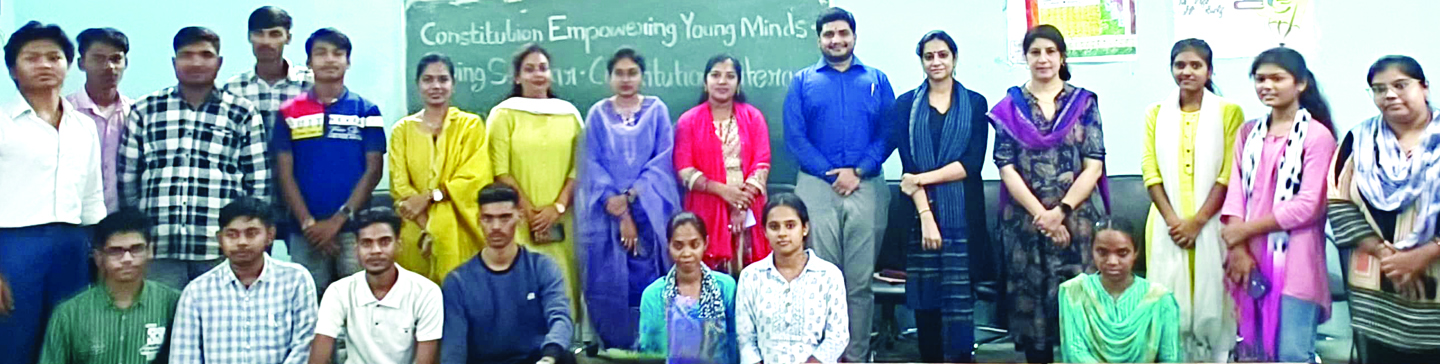 को-एड पॉलिटेक्निक कॉलेज में युवाओं के लिए संवैधानिक साक्षरता पर रोविंग सेमीनार