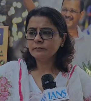 आयुष्मान योजना से बेहतर है केजरीवाल का हेल्थ मॉडल: प्रियंका कक्कड़