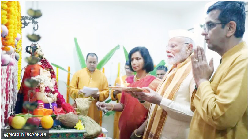 जस्टिस चंद्रचूड़ ने रिटायर होने से पहले पीएम मोदी को घर बुलाने के सवाल पर रखा अपना पक्ष