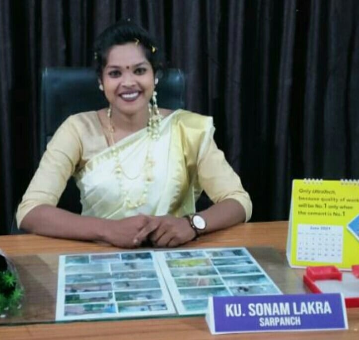 महिला सरपंच का पद बहाल : सुप्रीम कोर्ट ने कहा-बाबू के सामने निर्वाचित प्रतिनिधि भीख का कटोरा लेकर नहीं जाएगी