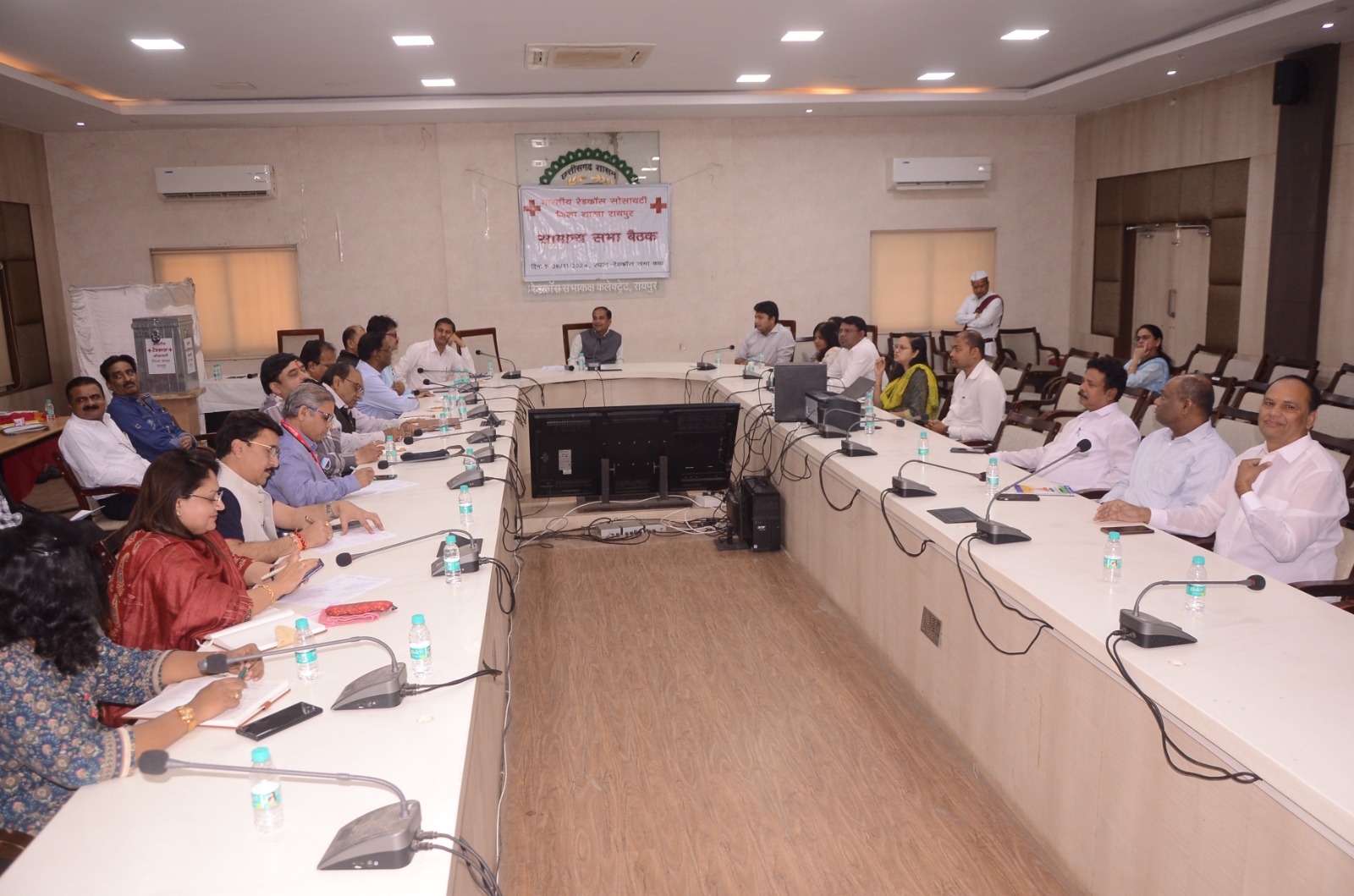 रेडक्राॅस सोसायटी की रायपुर शाखा के 15 सदस्य सर्वसम्मति से चुने गए