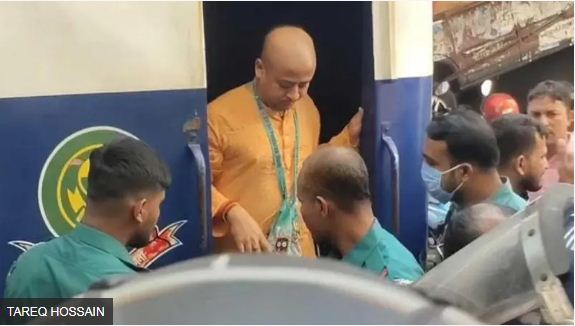 चिन्मय कृष्ण दास की गिरफ़्तारी पर भारत के बयान पर अब आया बांग्लादेश का जवाब