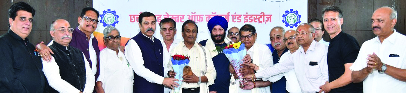 थोक कपड़ा और श्री गुरूनानक चौक व्यापारी संघ के नए पदाधिकारियों का चेम्बर ने किया सम्मान थोक कपड़ा और श्री गुरूनानक चौक व्यापारी संघ के नए पदाधिकारियों का चेम्बर ने किया सम्मान