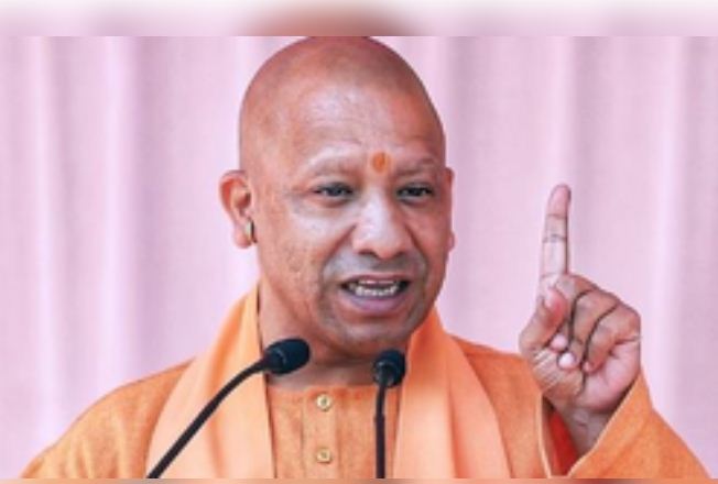 कार्बन उत्सर्जन व प्रदूषण कम करने के लिए यूपी में चल रहे अनेक अभियान : मुख्यमंत्री योगी 