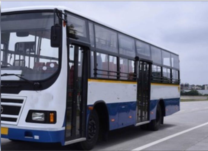 प्रयागराज महाकुंभ के लिए भगवा रंग में रंगी होंगी इटावा रीजन की सैकड़ों बसें 