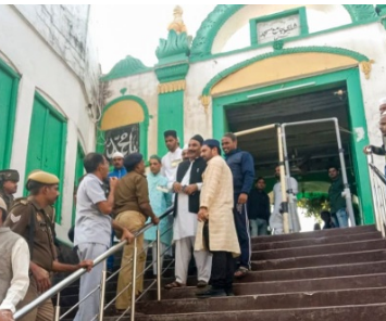 संभल हिंसा : न्यायिक आयोग के सदस्यों ने किया हिंसा प्रभावित क्षेत्रों का दौरा