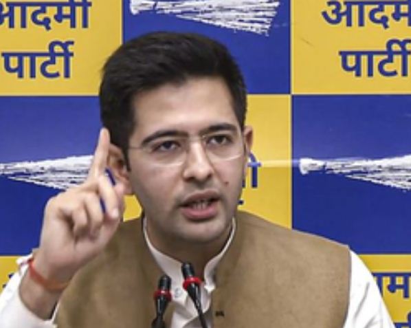 आप नेता राघव चड्ढा ने बांग्लादेश में हिंदुओं पर हो रहे हमले को लेकर राज्यसभा में स्थगन नोटिस दिया 