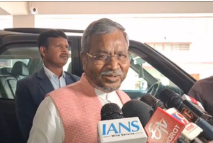 झारखंड सरकार को बताना चाहिए ट्रेजरी से निकाले गए 2,812 करोड़ रुपये कहां गए: बाबूलाल मरांडी 