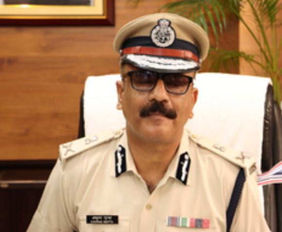 झारखंड में पुलिस को ‘पीपुल फ्रेंडली’ बनाने के लिए डीजीपी ने जारी की गाइडलाइन 