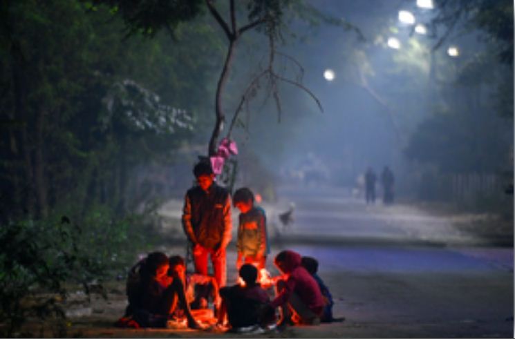 दिल्ली-एनसीआर में कोल्ड वेव की दस्तक, न्यूनतम तापमान 4 डिग्री पहुंचा 