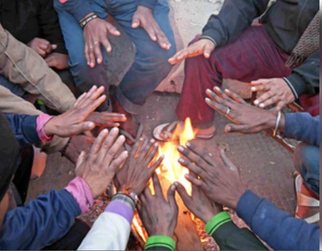 दिल्ली-एनसीआर में तेज हवाओं और कोल्ड वेव से बढ़ी ठंड