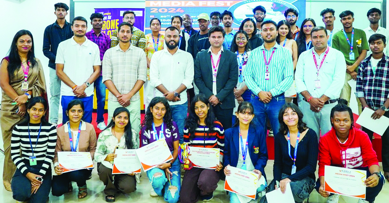 ड्रोन वर्कशॉप और फोटोग्राफी स्पर्धा के साथ कलिंगा में मीडिया फेस्ट का समापन ड्रोन वर्कशॉप और फोटोग्राफी स्पर्धा के साथ कलिंगा में मीडिया फेस्ट का समापन