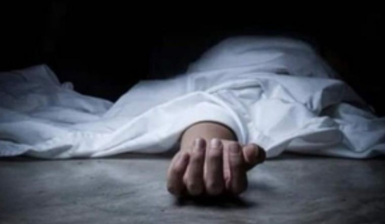 आंध्र प्रदेश : मांगे थे बिजली के उपकरण, महिला को पार्सल में मिला शव 