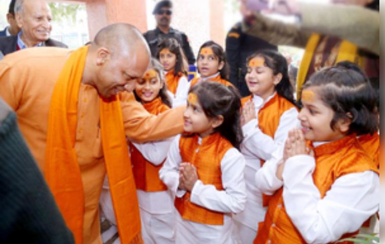 प्रदेश के 10 जिलों में बेटियों के रहने की मुफ्त व्यवस्था करेगी योगी सरकार