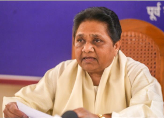 राहुल गांधी के परभणी दौरे पर मायावती का तंज, कहा- केवल बुरे वक्त में याद आते हैं दलित-पिछड़े